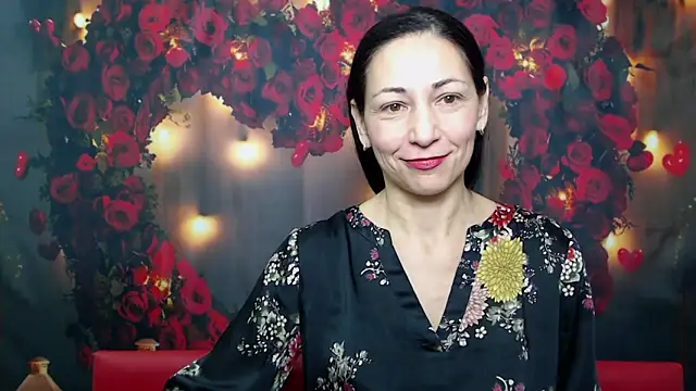 LiluGrants online show from February 4, 7:11 pm