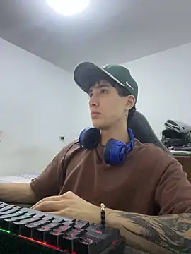 gojo satoru 18 online show from April 7, 9:15 pm