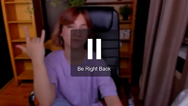 Moon13152 online show from October 30, 8:53 pm