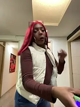 TIFFANYYSTAR online show from January 10, 6:20 pm