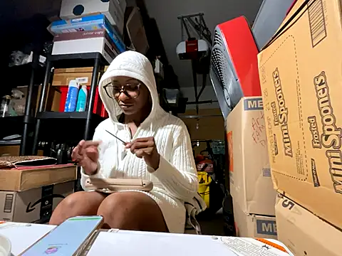 wynterheat online show from October 30, 5:02 pm