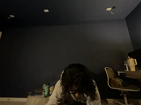 wynterheat online show from April 18, 4:11 pm