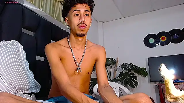 RyanRizzo online show from January 12, 7:11 am