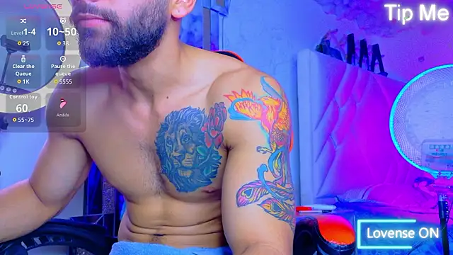 Rich boy01 online show from February 28, 3:13 pm