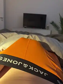 Snapshot of thorn0 chatting on January 19, 10:39 am thorn0 online show from January 19, 10:39 am