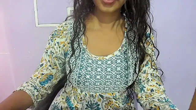 aarjulove online show from September 11, 8:47 am