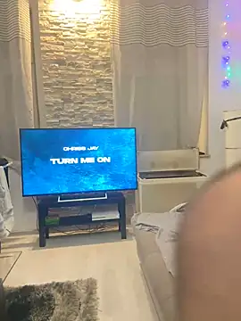 Snapshot of tikitaka97 chatting on December 20, 10:11 pm tikitaka97 online show from December 20, 10:11 pm