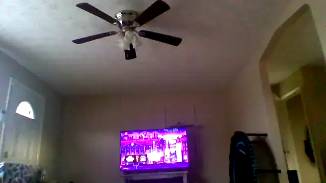 Snapshot of fantasymade69 chatting on October 25, 9:20 pm fantasymade69 online show from October 25, 9:20 pm