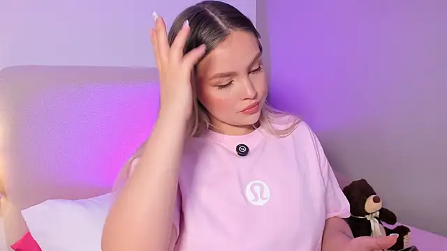 GaiaBaker online show from April 13, 2:11 pm