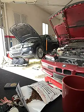 Snapshot of donnuozfutura chatting on February 20, 12:25 pm donnuozfutura online show from February 20, 12:25 pm