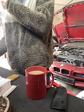 Snapshot of donnuozfutura chatting on March 10, 10:37 am donnuozfutura online show from March 10, 10:37 am