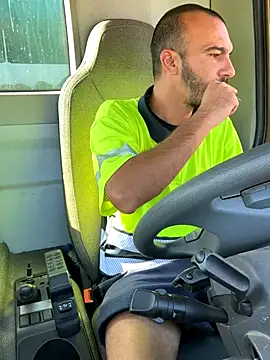 Snapshot of donnuozfutura chatting on September 19, 9:11 am donnuozfutura online show from September 19, 9:11 am