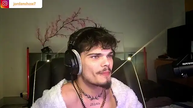 JordanShow online show from March 1, 10:12 pm