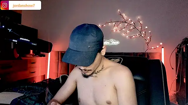 JordanShow online show from April 9, 4:45 pm