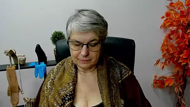 IrisDream online show from January 21, 11:03 am