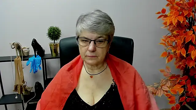 IrisDream online show from January 31, 7:18 am