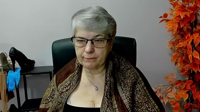 IrisDream online show from March 19, 7:18 am