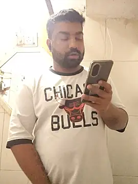 Snapshot of L9vefromAkhil chatting on January 11, 6:35 pm L9vefromAkhil online show from January 11, 6:35 pm