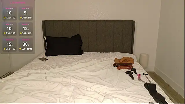 Snapshot of misscatxo chatting on March 19, 5:55 am misscatxo online show from March 19, 5:55 am