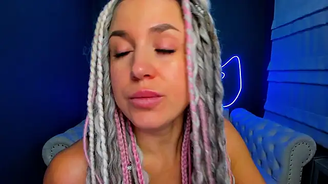 rock n roxy online show from November 12, 1:17 am