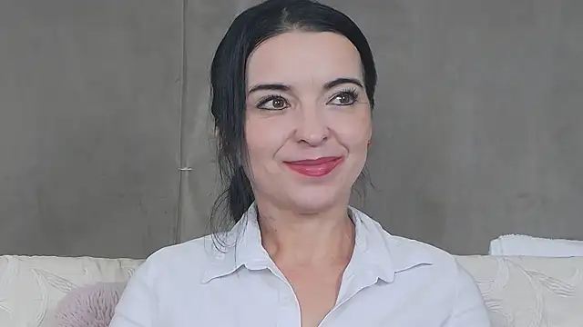 Snapshot of Ortensialady76 chatting on February 11, 2:13 pm Ortensialady76 online show from February 11, 2:13 pm