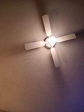 big8dall online show from April 12, 2:05 am