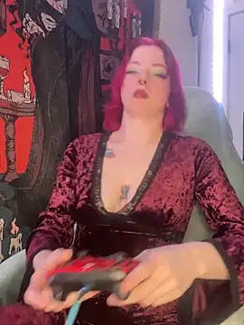 Snapshot of GoddessPinxx chatting on April 5, 9:56 pm GoddessPinxx online show from April 5, 9:56 pm
