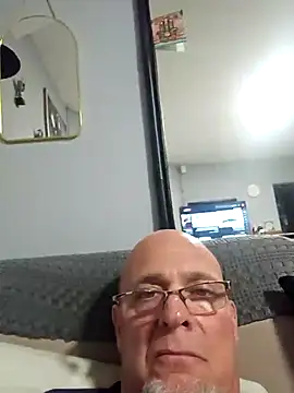 Snapshot of dickinyouto chatting on February 10, 5:28 pm dickinyouto online show from February 10, 5:28 pm