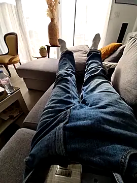 Bretoncool online show from February 8, 1:36 pm