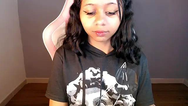 Snapshot of Natasha_mh2 chatting on January 25, 2:04 am Natasha mh2 online show from January 25, 2:04 am