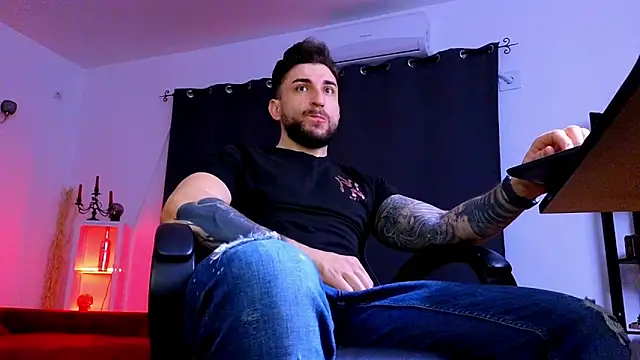 MightyAaron66 online show from April 5, 2:31 am