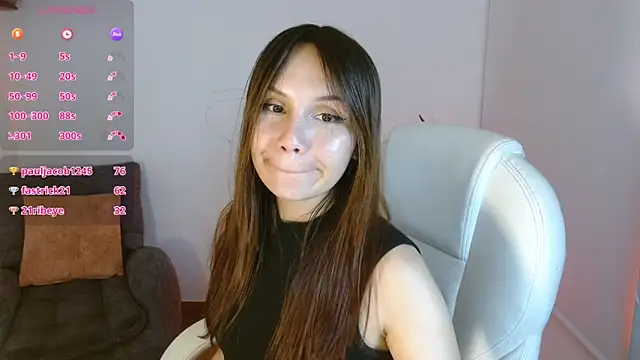 Snapshot of missdaphnee_ chatting on October 22, 11:59 pm missdaphnee  online show from October 22, 11:59 pm