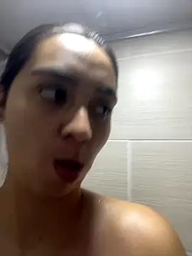 karla nill online show from October 29, 6:20 pm