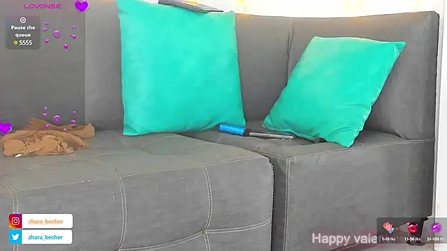 Snapshot of Zhara_becherovka chatting on February 13, 6:27 pm Zhara becherovka online show from February 13, 6:27 pm