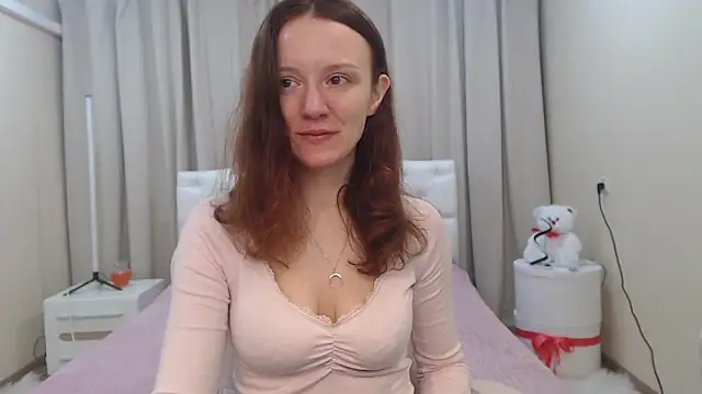 BarbaraStily online show from February 4, 8:03 pm