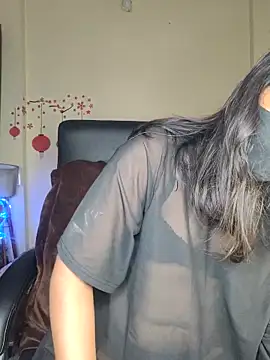 Black-Pearll online show from April 7, 6:25 am