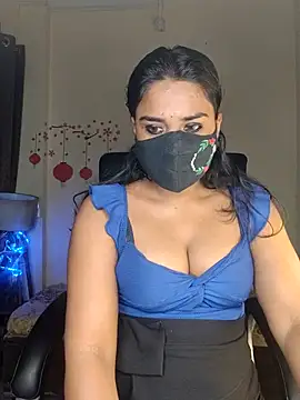 Black-Pearll online show from April 8, 8:25 am