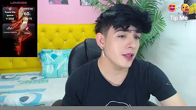 nolan twink1 online show from February 18, 5:42 pm