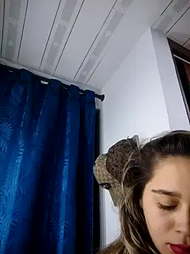 LaurenWelly  online show from September 14, 11:15 pm