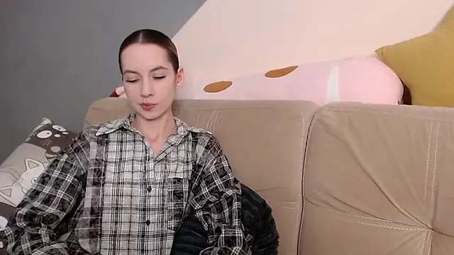 Snapshot of AmbrielHailey chatting on February 23, 10:29 pm AmbrielHailey online show from February 23, 10:29 pm