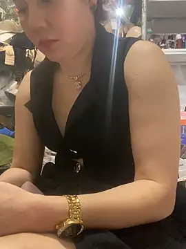 Snapshot of Cesywet chatting on March 8, 7:05 am Cesywet online show from March 8, 7:05 am