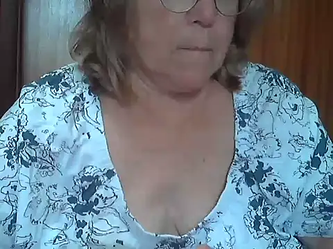 Snapshot of _sunshine__ chatting on June 17, 11:12 am sunshine online show from June 17, 11:12 am