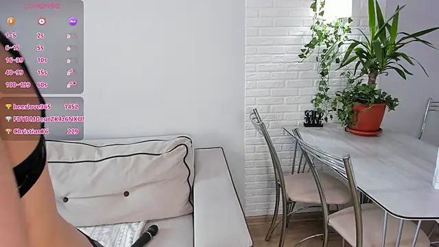 Milana girl online show from December 14, 9:18 am