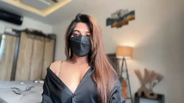 Snapshot of Hotty-Sana chatting on April 29, 5:00 am Hotty-Sana online show from April 29, 5:00 am