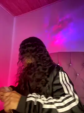 NINA 18 YEARS online show from November 11, 9:26 pm