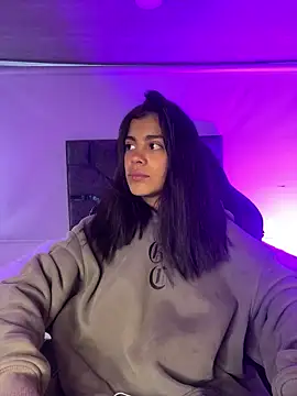 NINA 18 YEARS online show from January 11, 1:27 pm