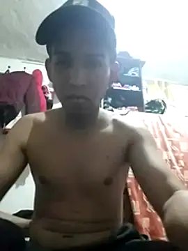 Snapshot of Omargomzz chatting on January 14, 10:47 pm Omargomzz online show from January 14, 10:47 pm