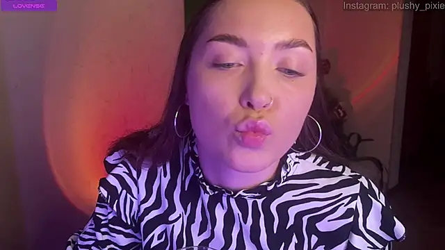 plushy pixie online show from December 5, 12:08 am