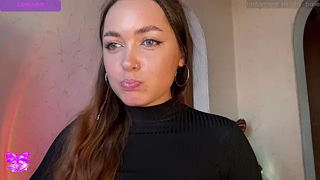 plushy pixie online show from December 14, 6:13 am