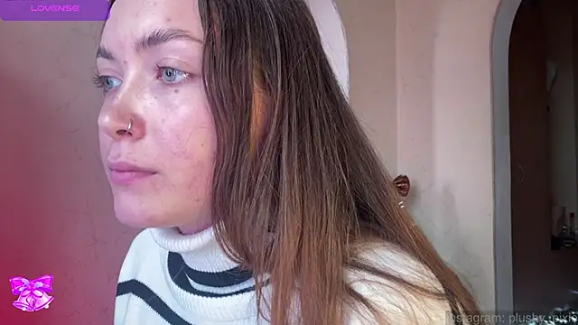 plushy pixie online show from December 27, 8:24 am